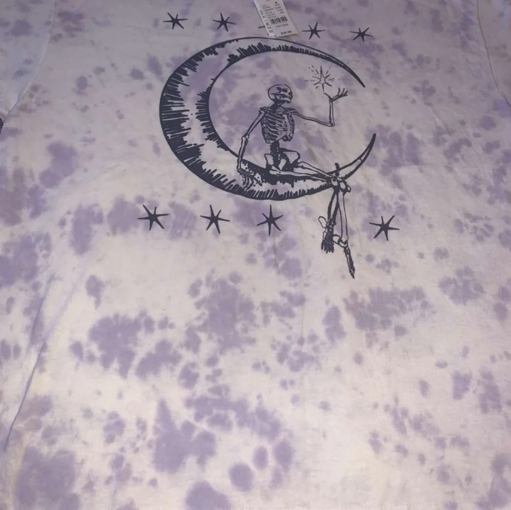 Desert Dreamer Skeleton & Moon Oversized - Picture 3 of 5